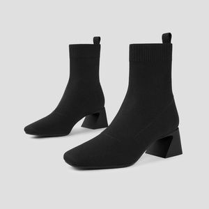 VIVAIA Regina Square-toe Water Repellent Bootie